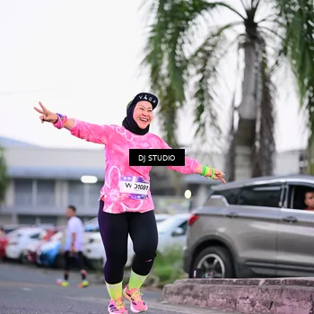 Runner Photo 7900355