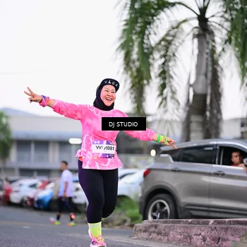 Runner Photo 7900358