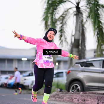 Runner Photo 7900360