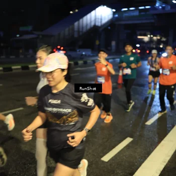 Runner Photo 7900361