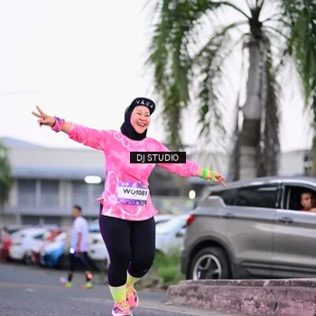 Runner Photo 7900372
