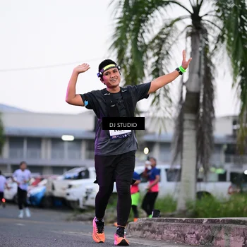 Runner Photo 7900384