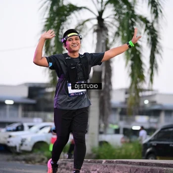 Runner Photo 7900397