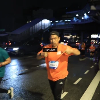 Runner Photo 7900428