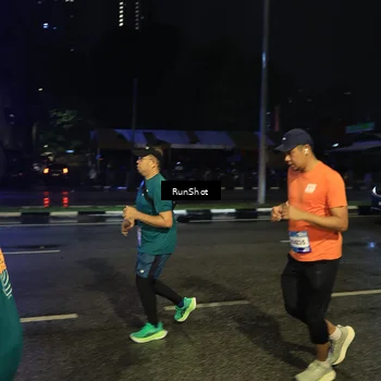 Runner Photo 7900434
