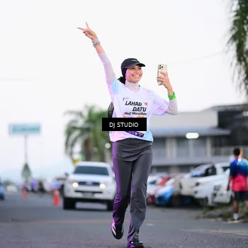 Runner Photo 7900438