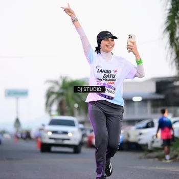 Runner Photo 7900444