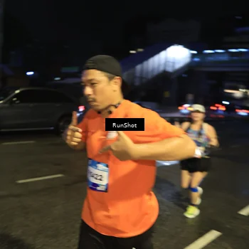 Runner Photo 7900452