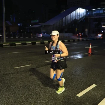 Runner Photo 7900480