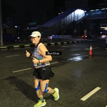 Runner Photo 7900489