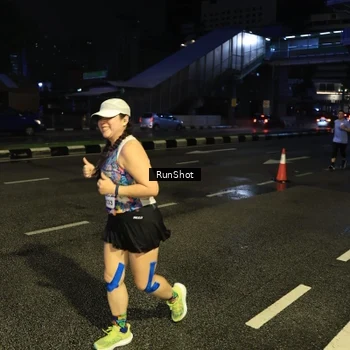 Runner Photo 7900491