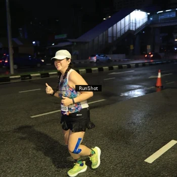 Runner Photo 7900496