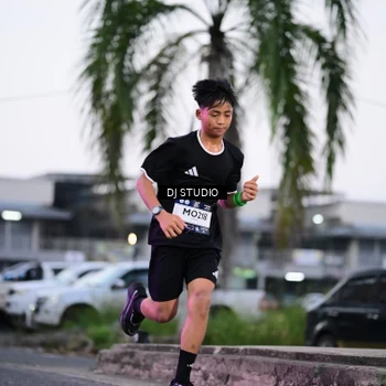 Runner Photo 7900503