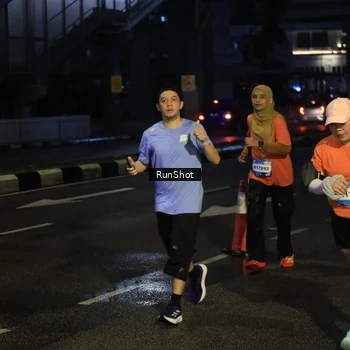 Runner Photo 7900534