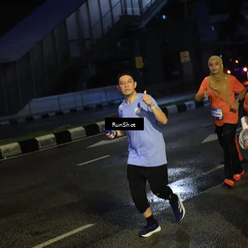 Runner Photo 7900552