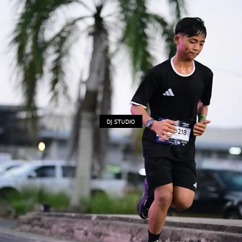 Runner Photo 7900560