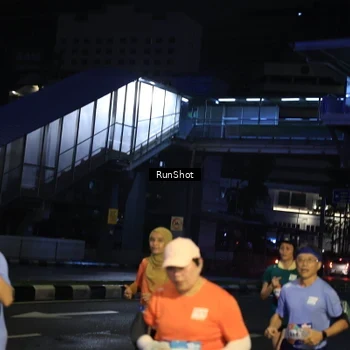 Runner Photo 7900561