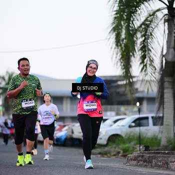 Runner Photo 7900564