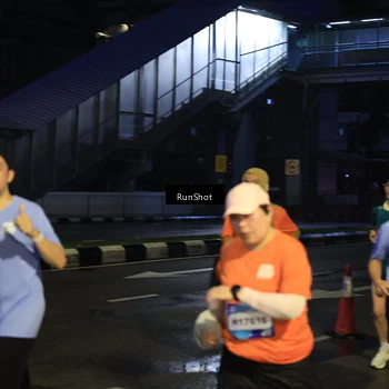 Runner Photo 7900571