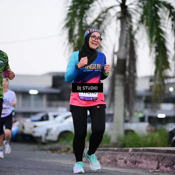 Runner Photo 7900584