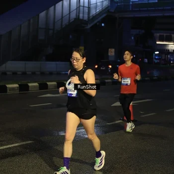 Runner Photo 7900609