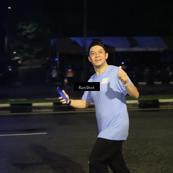 Runner Photo 7900610