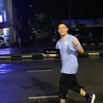 Runner Photo 7900619