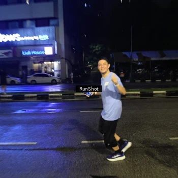 Runner Photo 7900623