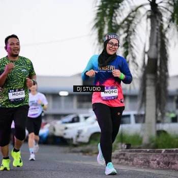 Runner Photo 7900634