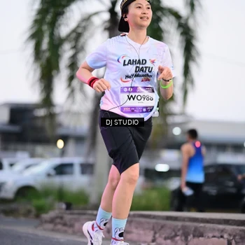 Runner Photo 7900639