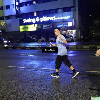 Runner Photo 7900651