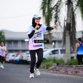 Runner Photo 7900652