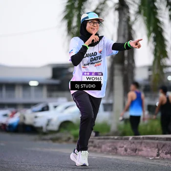 Runner Photo 7900658