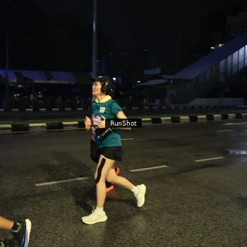 Runner Photo 7900659