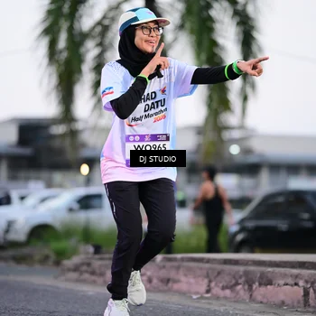Runner Photo 7900675