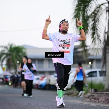 Runner Photo 7900701