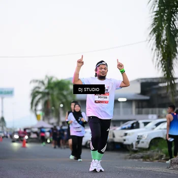 Runner Photo 7900705