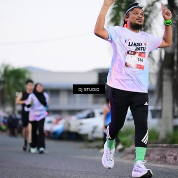 Runner Photo 7900718