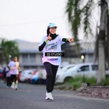 Runner Photo 7900726