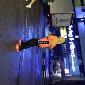 Runner Photo 7900734