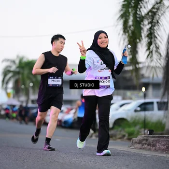 Runner Photo 7900744