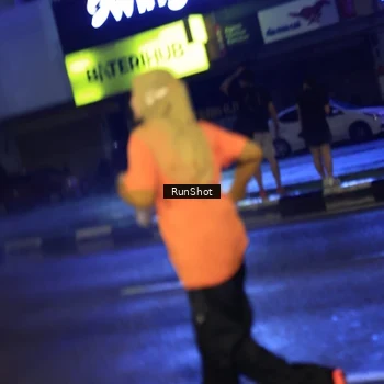Runner Photo 7900747