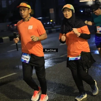 Runner Photo 7900749