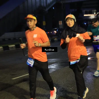 Runner Photo 7900750