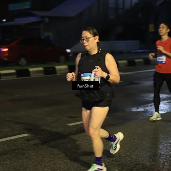 Runner Photo 7900754
