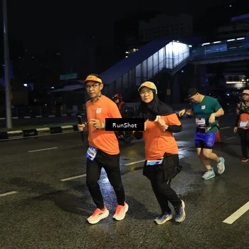 Runner Photo 7900771