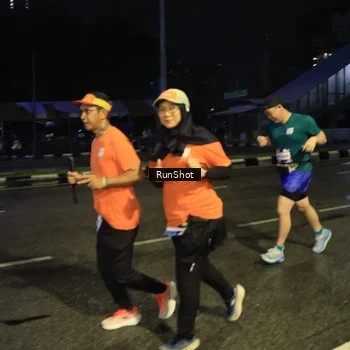 Runner Photo 7900786