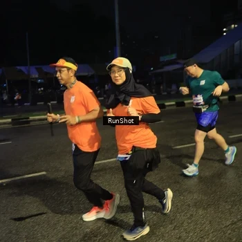 Runner Photo 7900796
