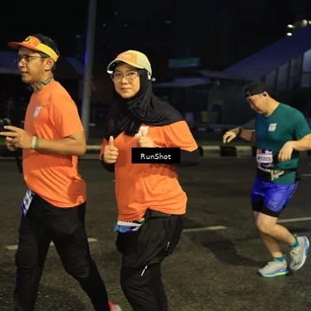 Runner Photo 7900797