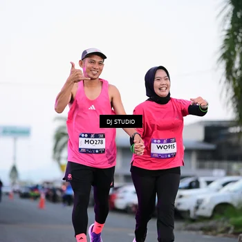 Runner Photo 7900798